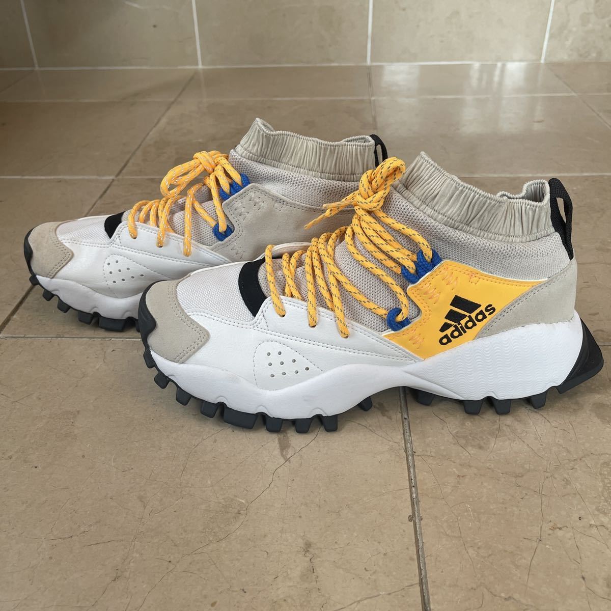試着のみ 極上 adidas アディダス スニーカー SEEULATER OG シーユーレイターOG FW4450 26.5cm  メンズ(26.5cm)｜売買されたオークション情報、yahooの商品情報をアーカイブ公開 - オークファン（aucfan.com）