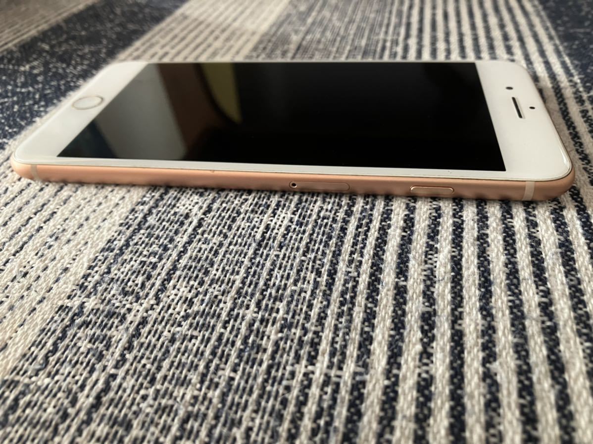 iPhone8 Plus 64GB ゴールド SIMフリー ホームボタン割れあり ムスビー