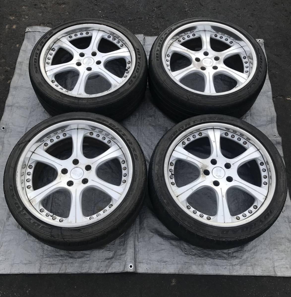 トヨタ純正 175⁄65R15 スペイド アクア ヴィッツ カローラ 1本のみ