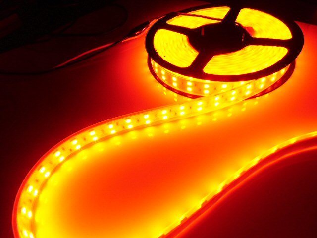 12V/5M 両側配線 切断可 高品質 5050チップ 防水カバー付 LEDテープライト LED蛍光灯 アンバー/サイドマーカー アンドン 橙 オレンジ C