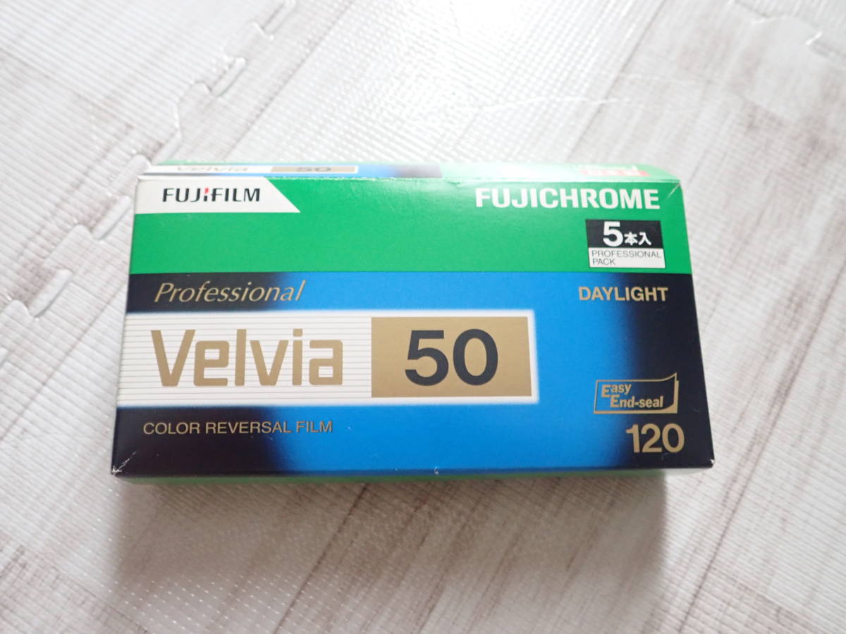 0 Velvia | 1 Film RVP Fujifilm 5本 フィルムの通販 ベルビア50 富士 