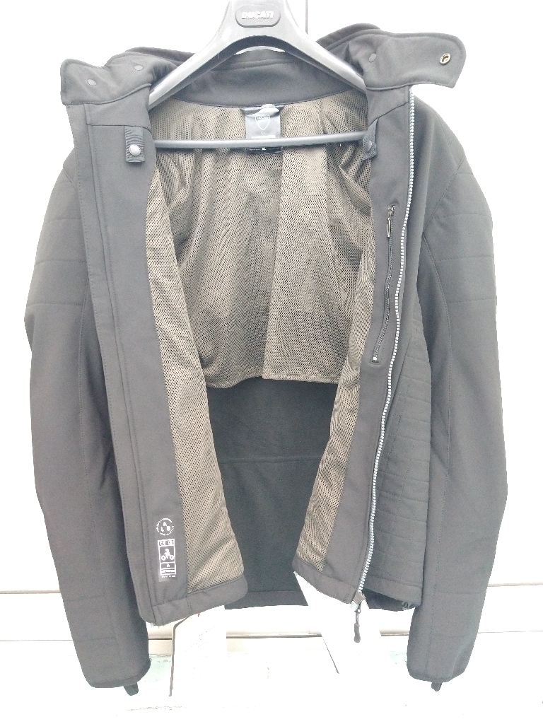 新品 DUCATI 純正アパレル OUTDOOR C2 ジャケット XLサイズ 定価40，628円 981043076 140 Ducati L C2 jacket Fabric Automotive