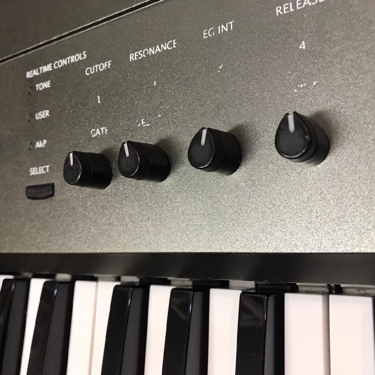 KORG KROME | EX - シンセサイザー MUSIC WORKSTATION (Japan) 0 