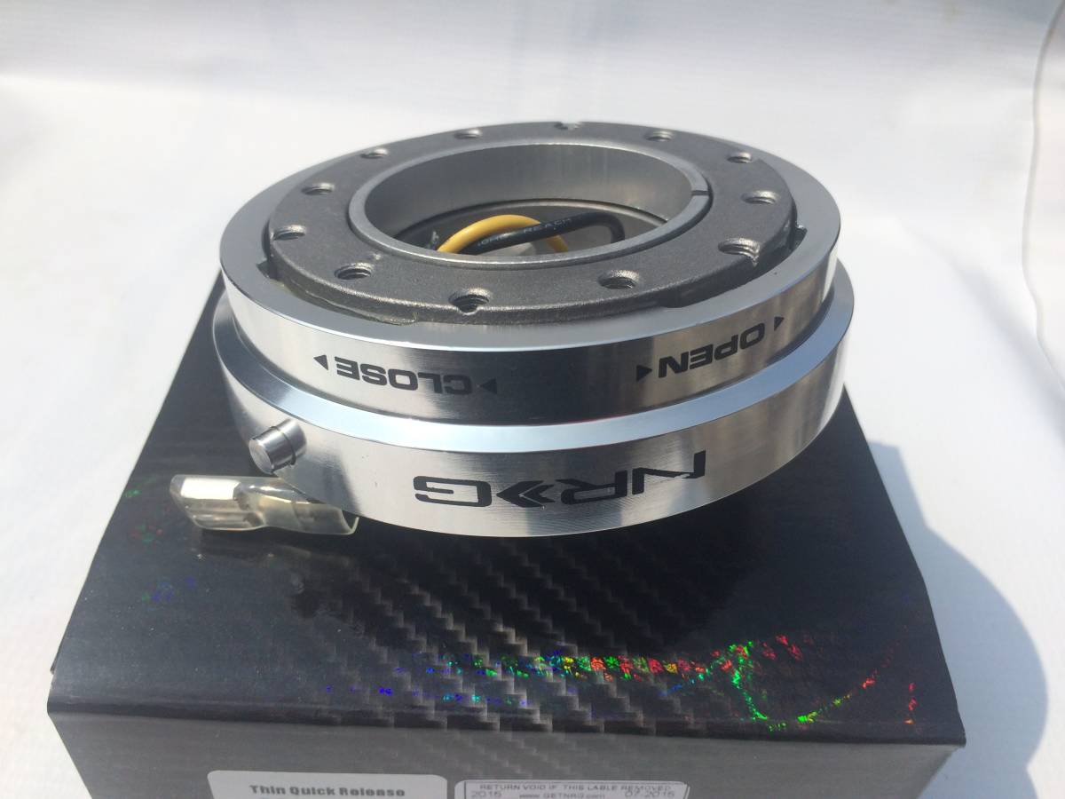 【100%新品，限定SALE】 NRG 薄型クイックリリースステアリング SRK400SL 銀 USDM 正規輸入品 国内在庫 即納 シルバー(ステアリング)｜売買されたオークション情報、yahooの商品情報をアーカイブ公開 - オークファン その他