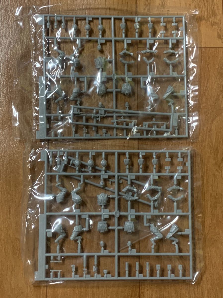 08289 複数封入品 1/35 DRAGON 6076 German Sturmpioniere w/Assault Raft ...