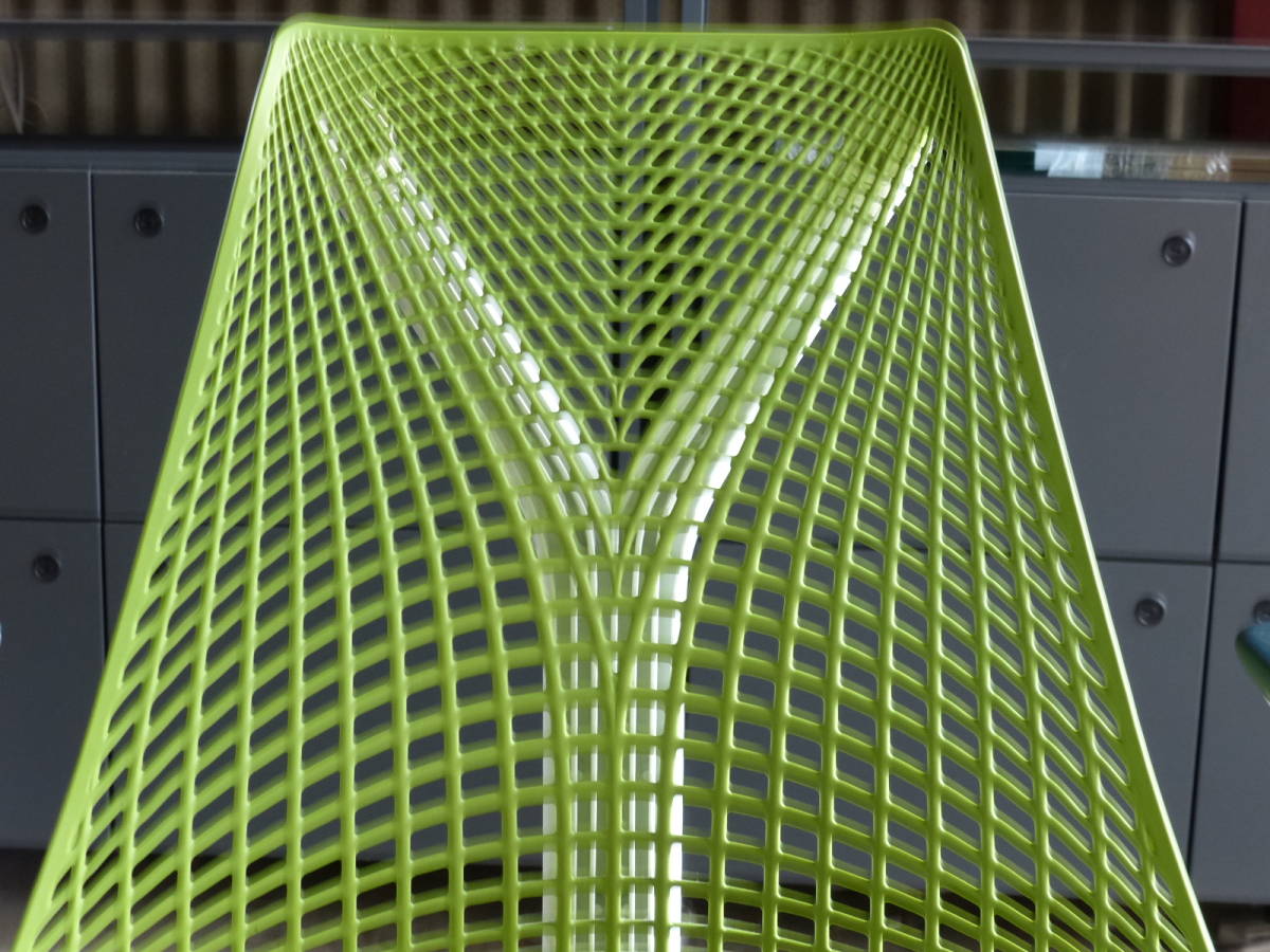 ハーマンミラー(Herman Miller) SAYL Chair(セイルチェア) グリーン