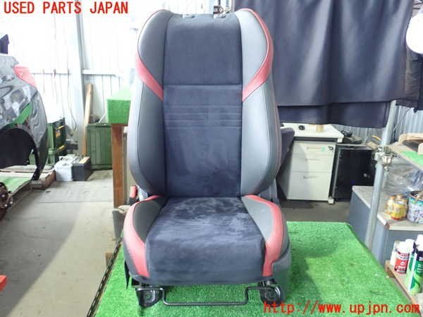 2UPJ-87147065]WRX STI(VAB)助手席シート 中古