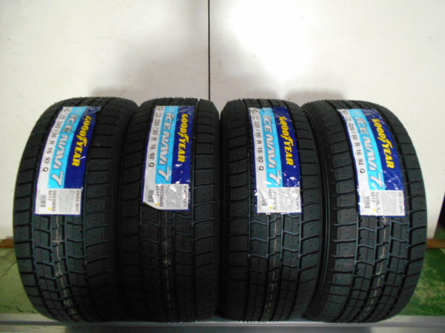 超激得，正規品 グッドイヤー ICE NAVI 7 225/50R16 92Q 処分 4本セット スタッドレスタイヤ 2017年製(グッドイヤー)｜売買されたオークション情報、yahooの商品情報をアーカイブ公開 - オークファン 16インチ