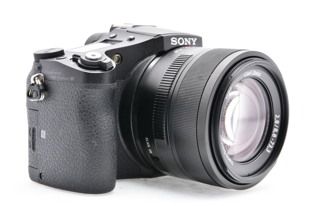 SONY RX10(DSC-RX10) / Carl Zeiss Vario Sonnar T* 8.8-73.3mm F2.8