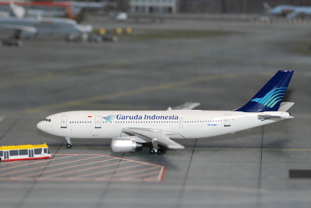 アエロクラシクス [ AC- PK-GAE ] A300B4-220 Garuda Indonesia ( 1/400 ) Aeroclassics