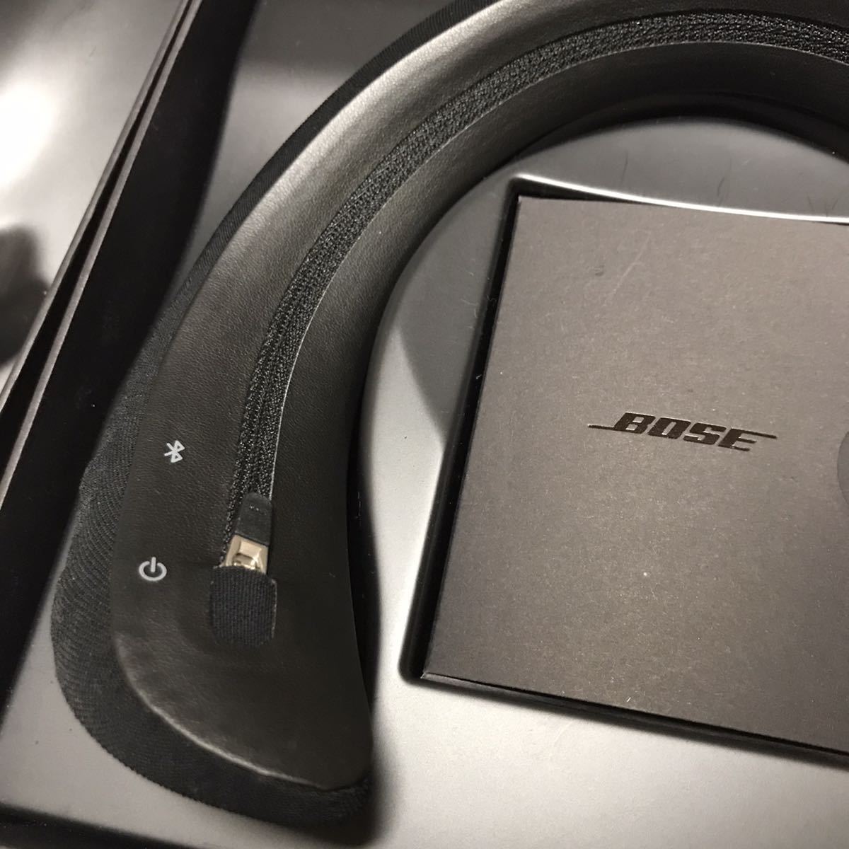 BOSE SOUNDWEAR COMPANION SPEAKER ウェアラブルネックスピーカー