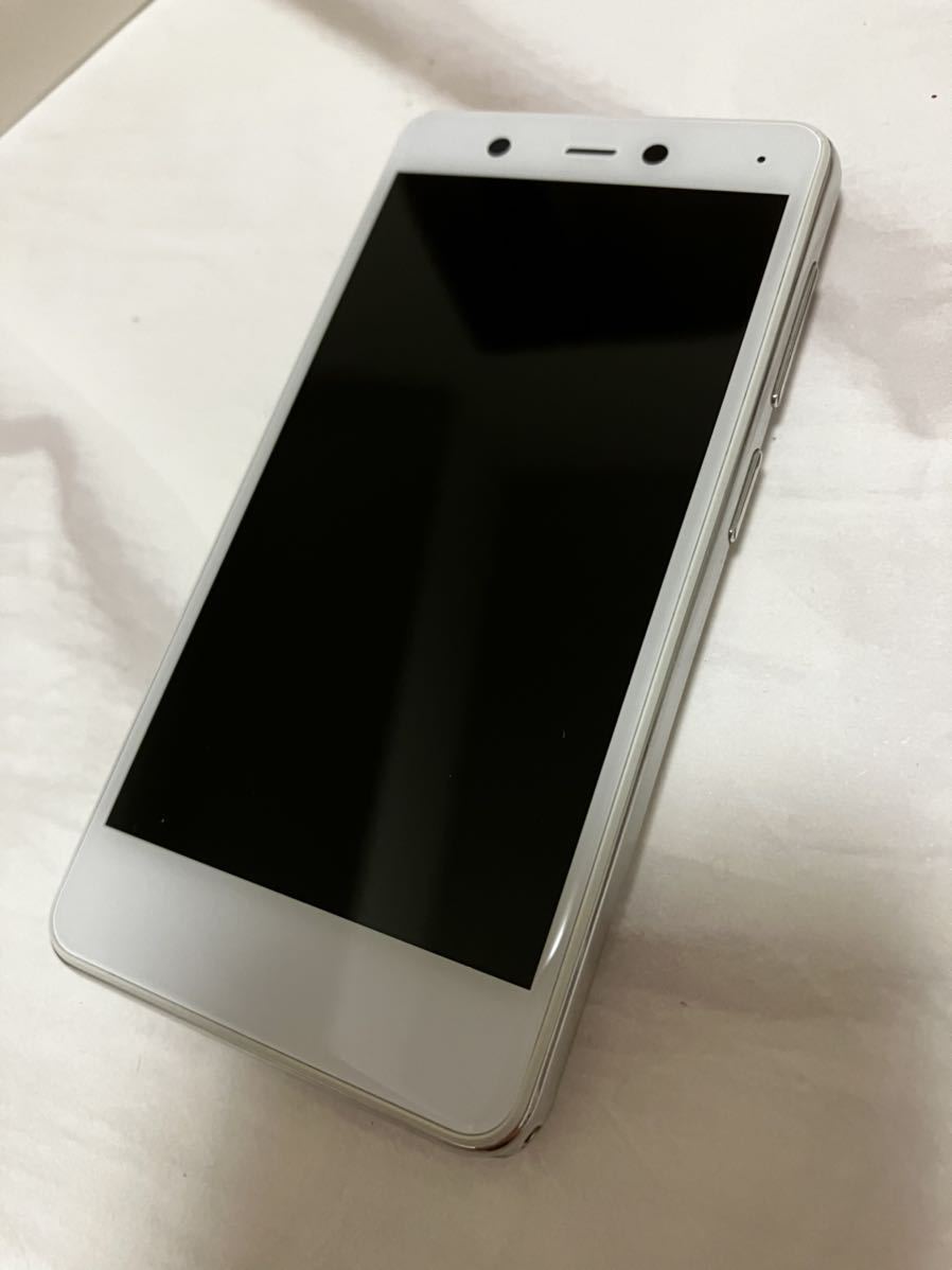 Rakuten Mini WHITE Model:c330 ※eSIM専用機種 | KLARIF.COM
