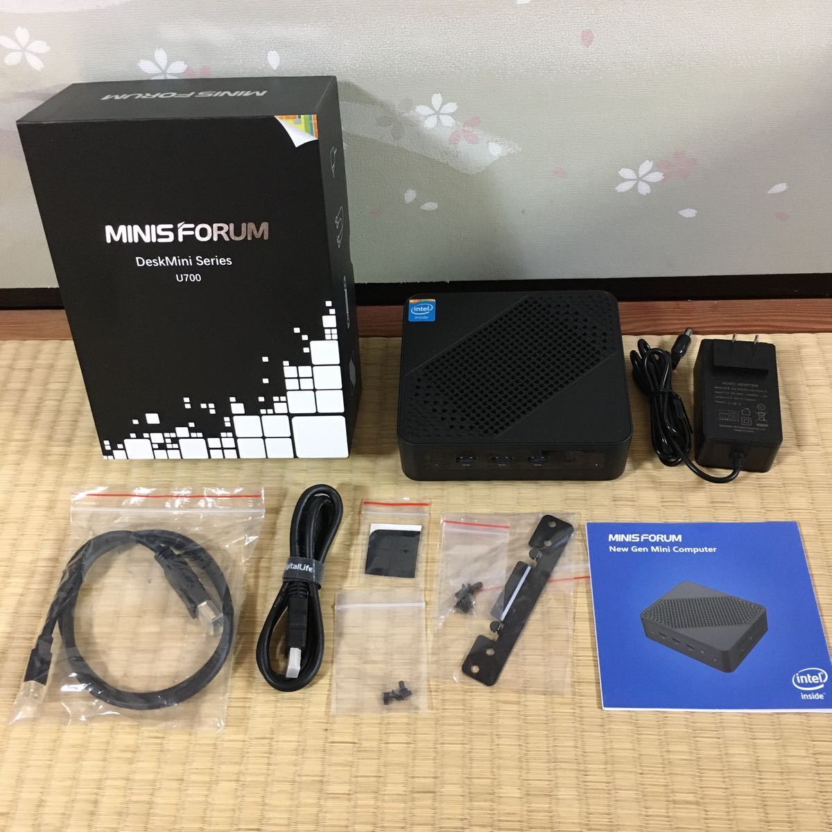 動作OK：MINISFORUM U700 ミニデスクトップPC ※美品 Windows11 Pro