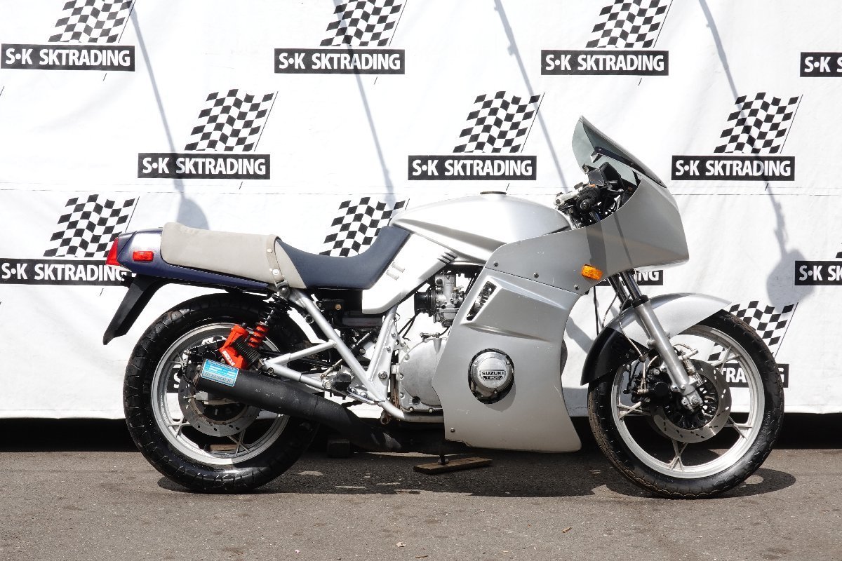 168万円で買える998ccスポーツ！ スズキ『カタナ』、話題の新色が正式
