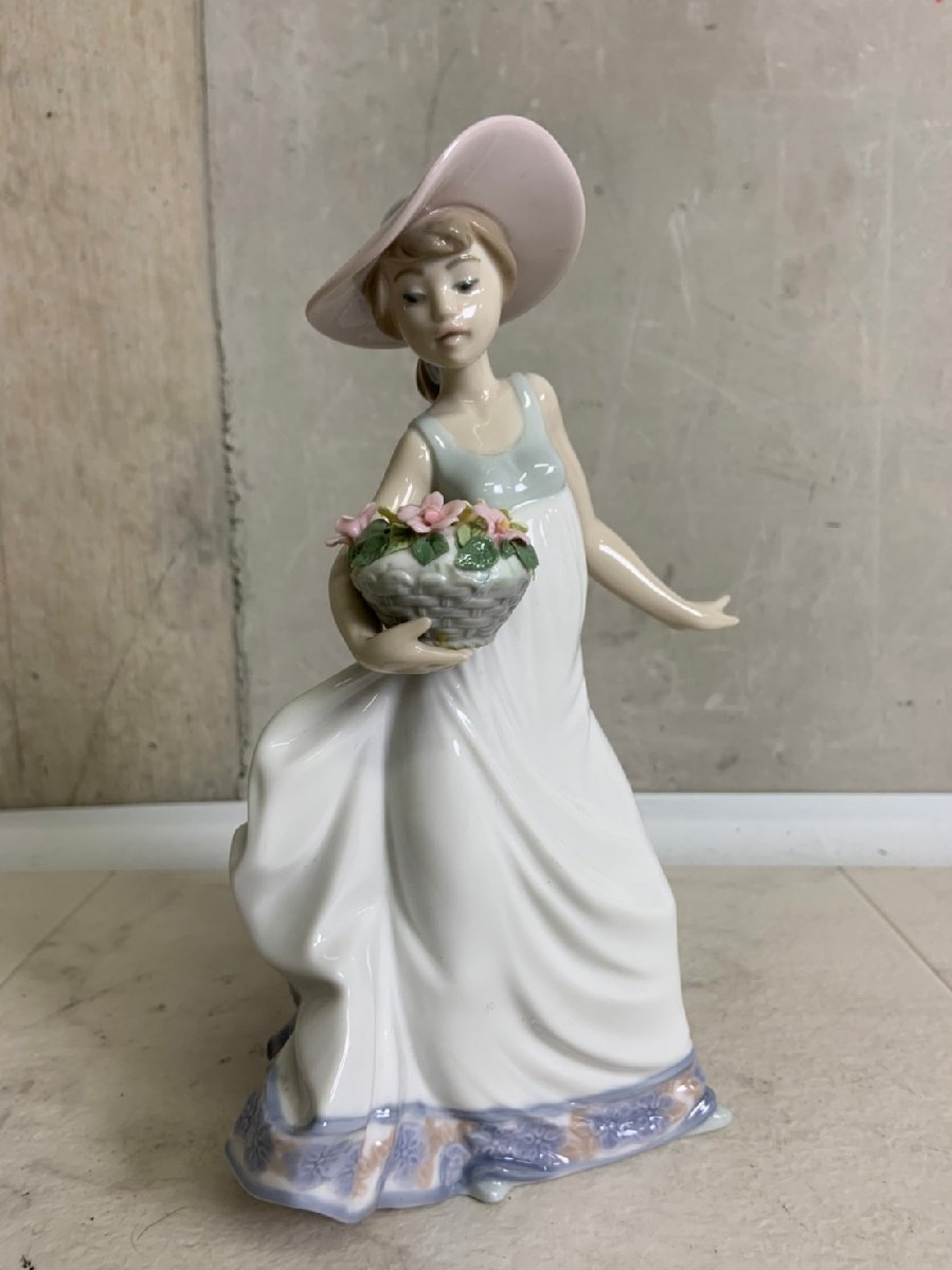春の花かご リヤドロ | LLADRO フィギュリン - メルカリ リヤドロ公式