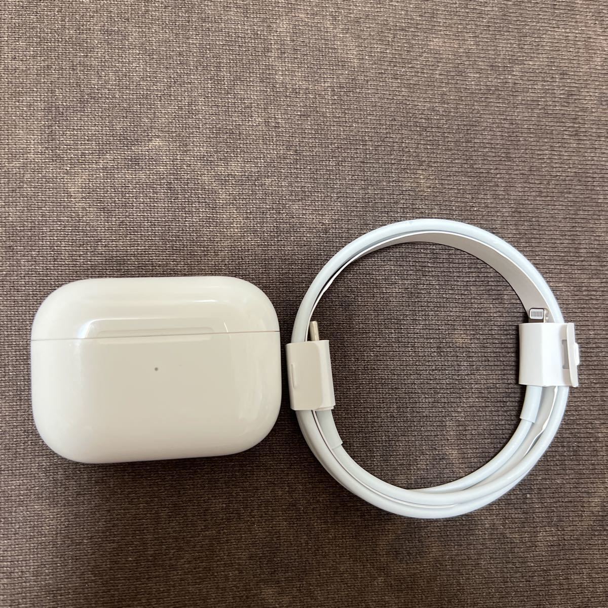 稼働品】AirPods本体 イヤホン両耳あり ホワイト 純正品】MWP22J/A