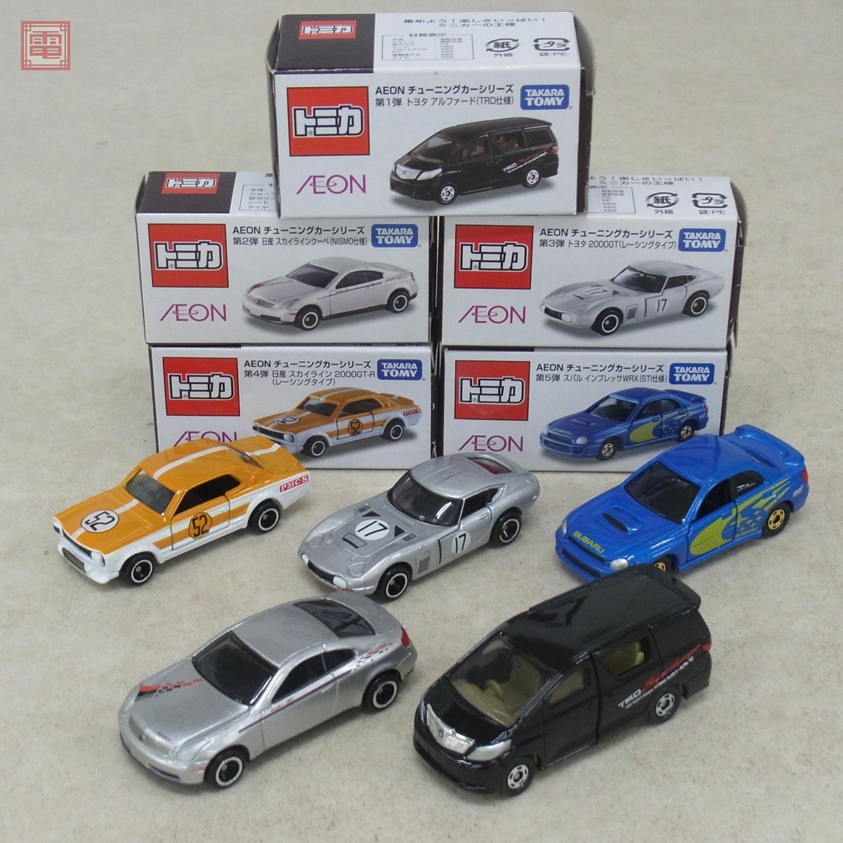 トミカ イオン チューニングカーシリーズ トヨタ アルファード/2000GT