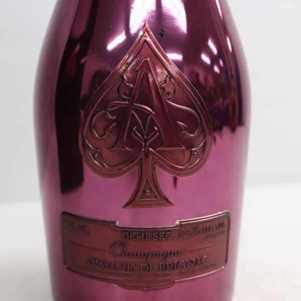 ARMAND DE BRIGNAC（アルマンドブリニャック）ドゥミセック レッド