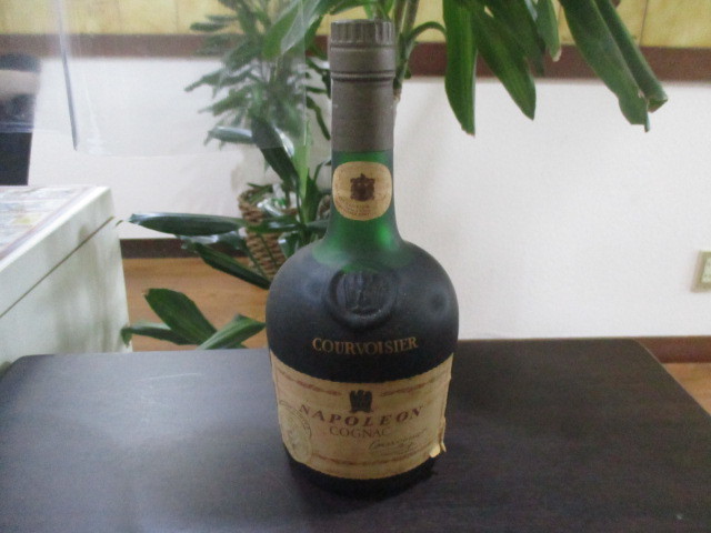 未開栓品 古酒 COURVOISIER NAPOLEON クルボアジェ ナポレオン