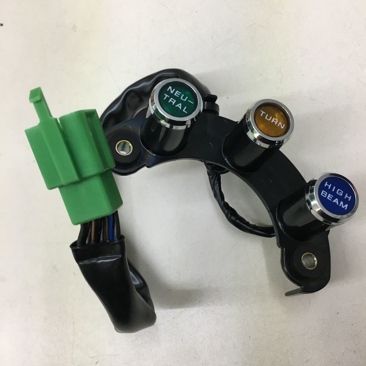 2-8761☆ホンダ 純正 パイロットボックス 37600-MZ8-A01☆シャドウ 60サイズ | ホンダ純正部品 GS400 ホンダ(HONDA) キヤツプ，スピード HONDA純正部品（ホンダ純正部品