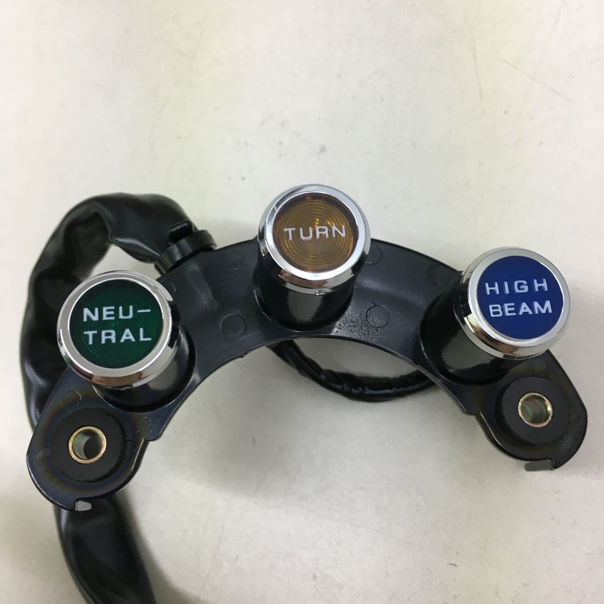 2-8761☆ホンダ 純正 パイロットボックス 37600-MZ8-A01☆シャドウ 60サイズ | ホンダ純正部品 GS400 ホンダ(HONDA) キヤツプ，スピード HONDA純正部品（ホンダ純正部品