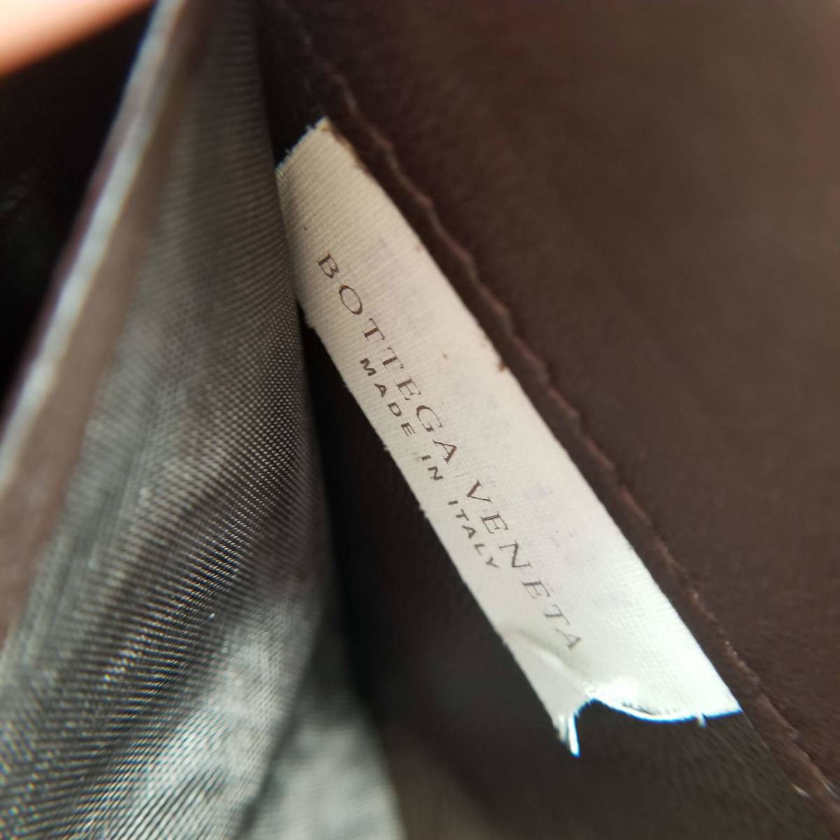 BOTTEGA VENETA ボッテガヴェネタ イントレチャート レザー ラウンド 