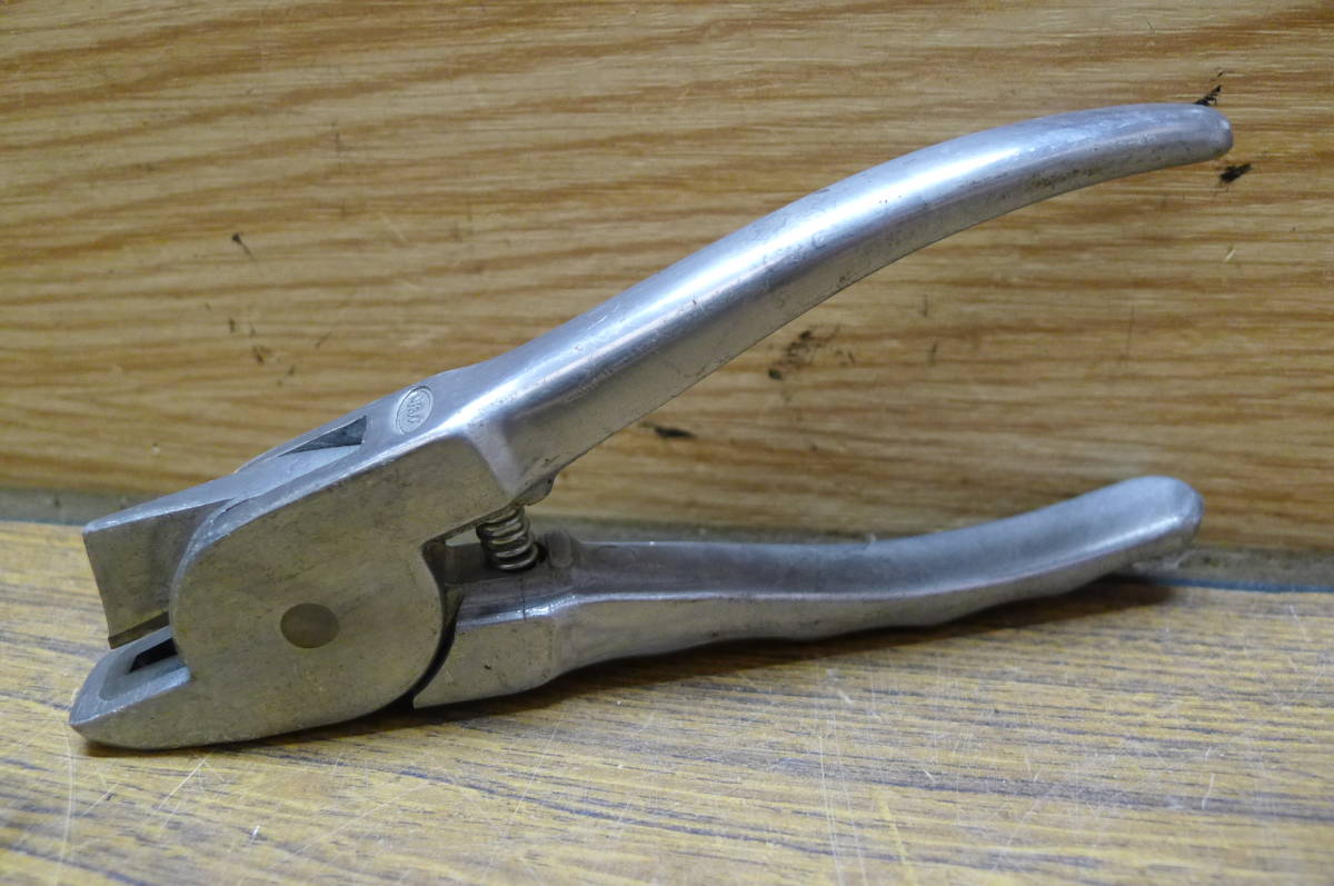 II142 リヒト 改札ハサミ 全長約14.5cm 改札鋏 改札パンチ 切符切り鋏  