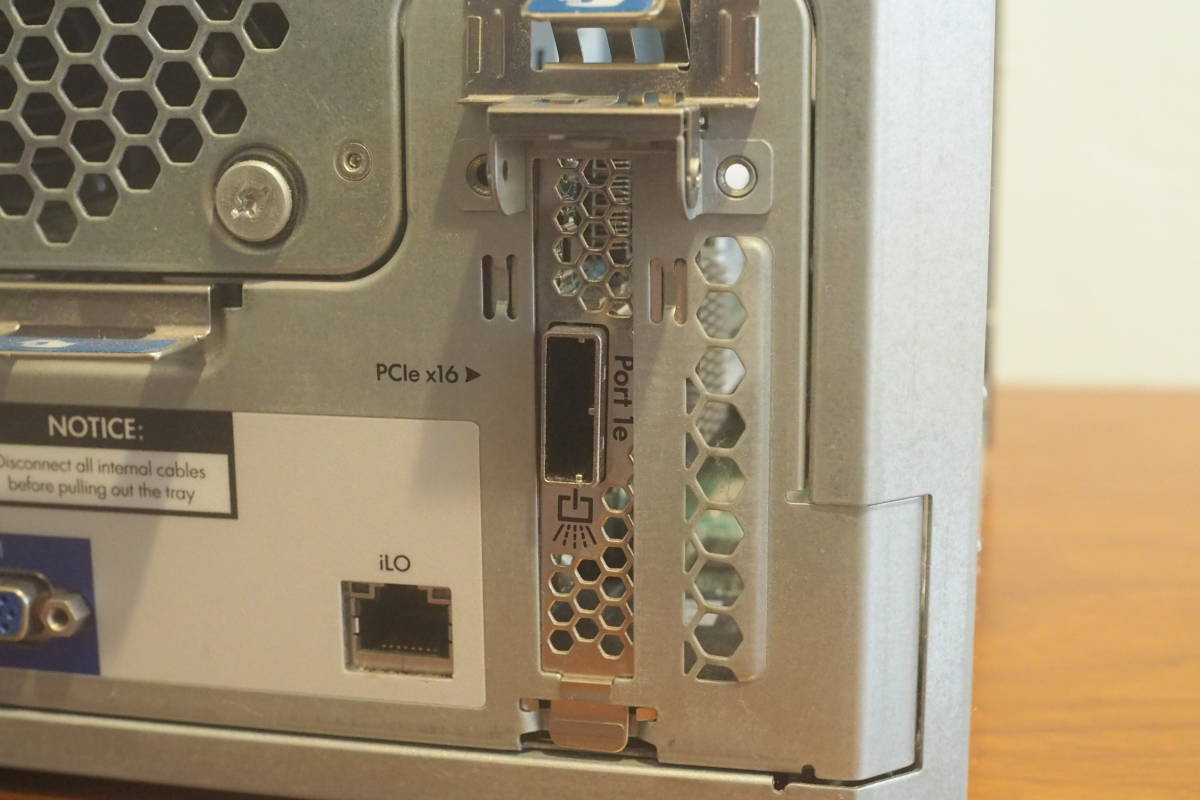 HP ProLiant MicroServer Gen8 Xeon E3-1220L メモリ:8GB HDD:4TB(2TB+