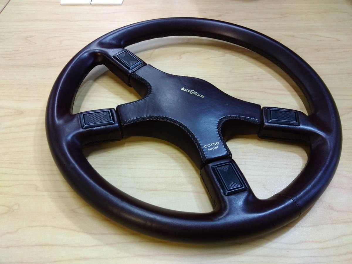 定番，新作登場 当時物 ジャンク品 italvolanti corsa super イタルボランテ コルサ スーパー MADE IN ITALY 直径約36.5cm レザーステアリング(ステアリング、ハンドル本体)｜売買されたオークション情報、yahooの商品情 ステアリング、ハンドル本体