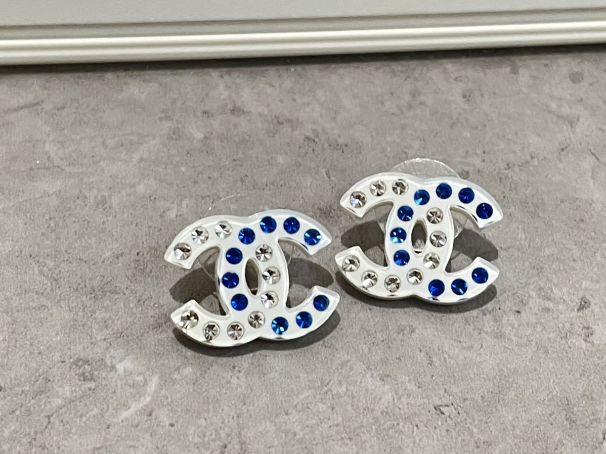 CHANEL ココマーク ラインストーン ボールピアス 美品 CHANEL