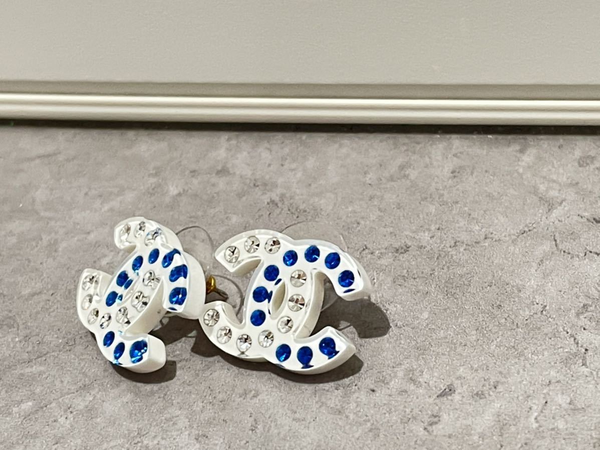 CHANEL ゴールド CCロゴ ピアス シャネル CCロゴ ピアス ゴールド