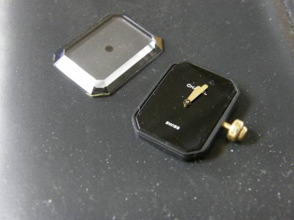 シャネル プルミエール18Ｋ レディース腕時計の　中身！