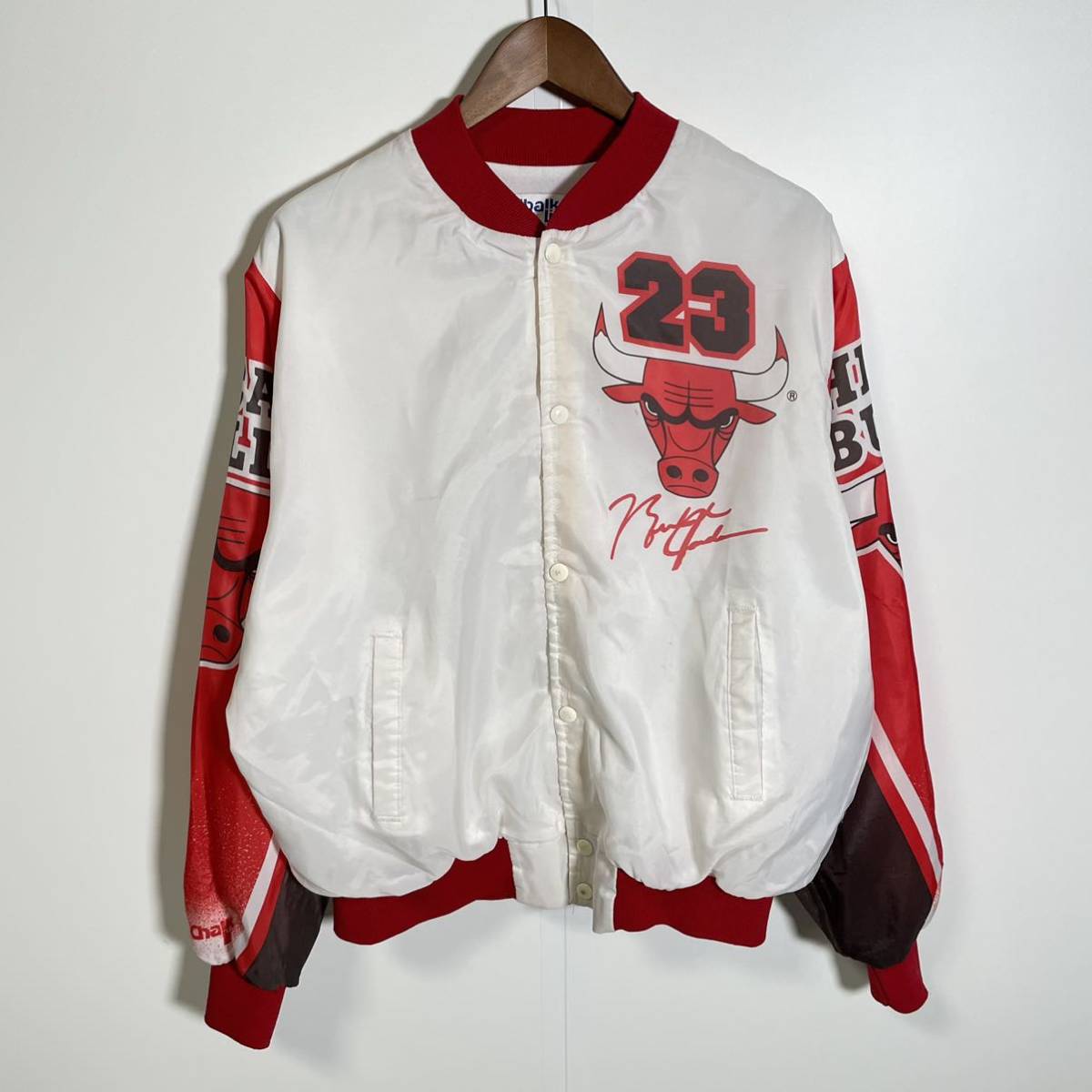 Chalk Line NBAシカゴブルズ　ナイロンジャケット 1円スタート】Chalk Line NBA シカゴブルズ マイケル ジョーダン