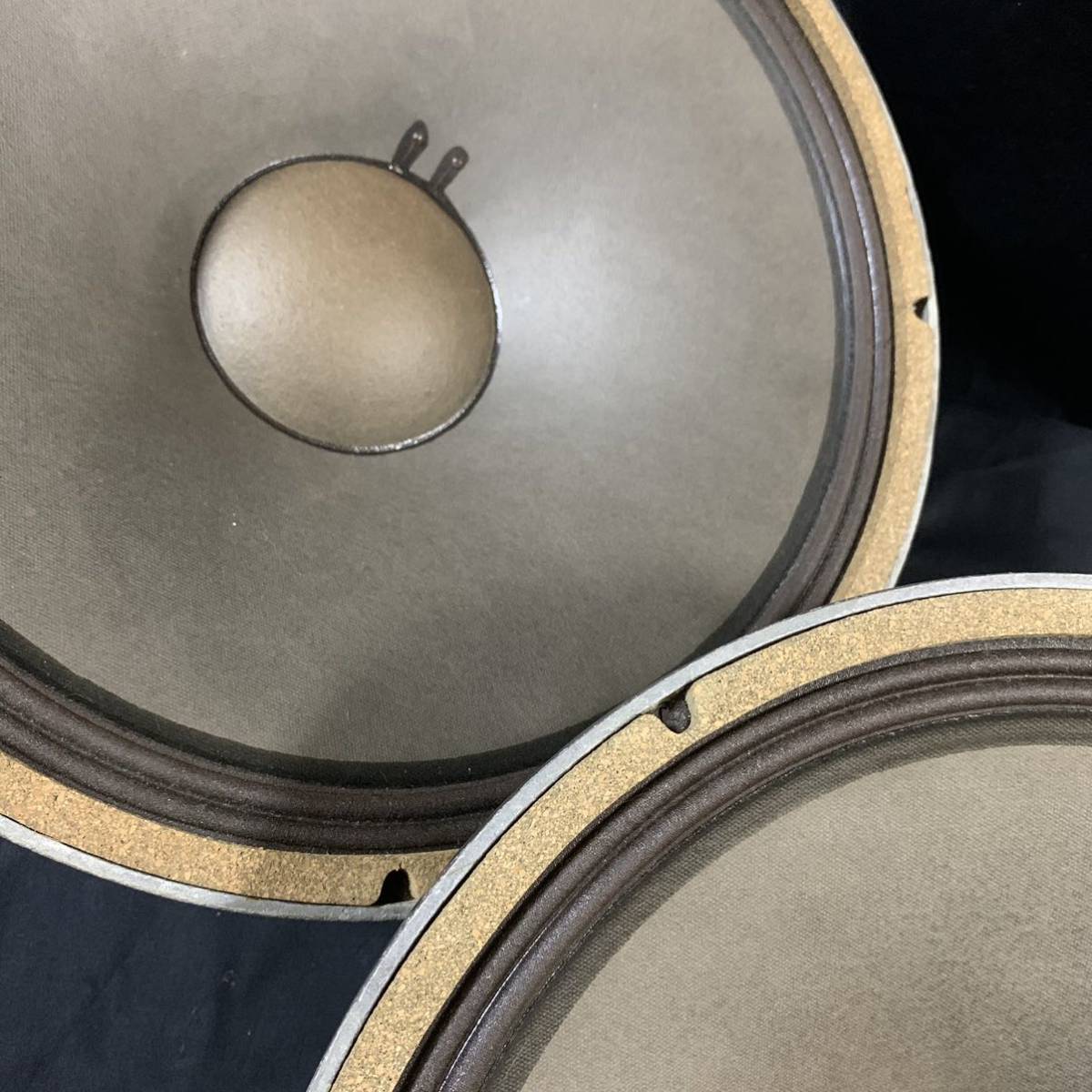 JBL 2220B 16 38cmコーン型ウーファー スピーカー JBL 2220B 16Ω 2220b