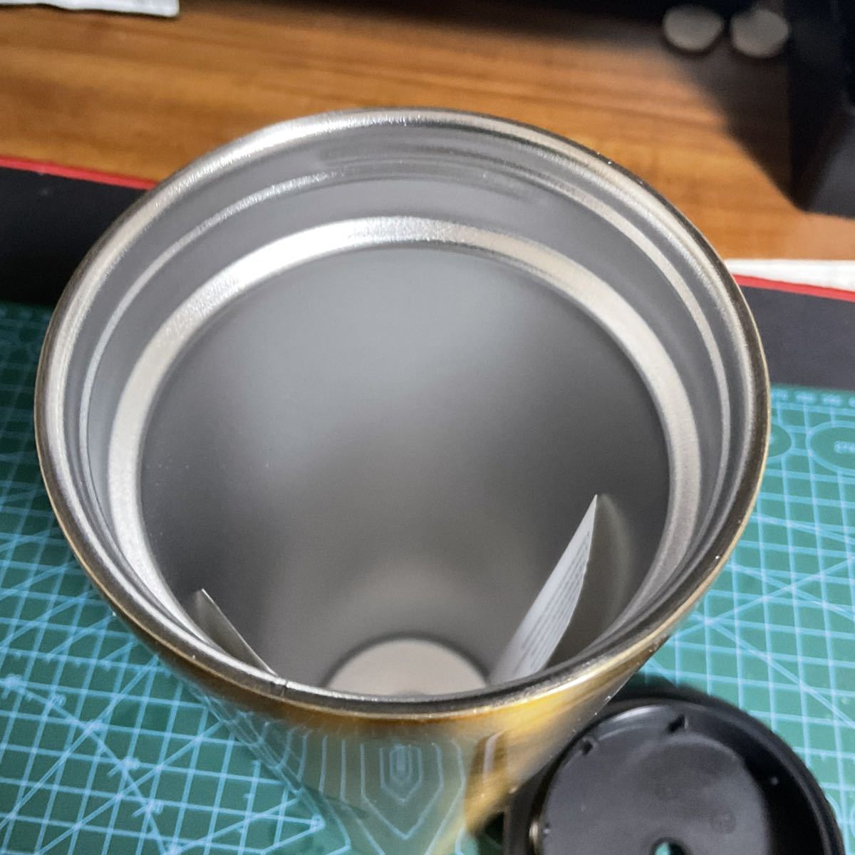 スターバックス ステンレスボトル 海外限定 水筒 スタバ サーモス : 魔法瓶 保温保冷 即決！海外スターバックス タンブラー ホワイト 公式 海外の通販 中国 インドネシア