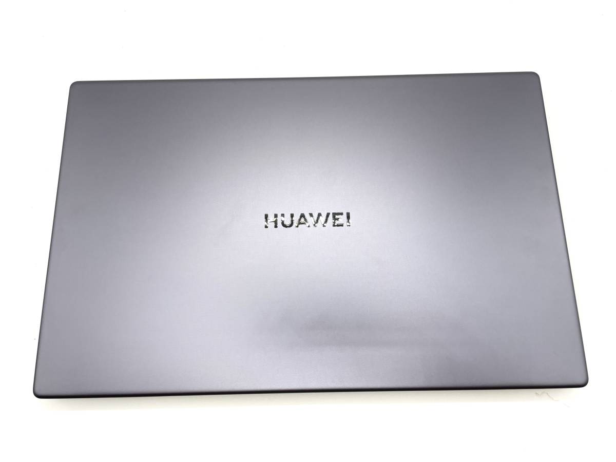 HUAWEI MateBook D 15」はキーボードや端子類も使いやすい