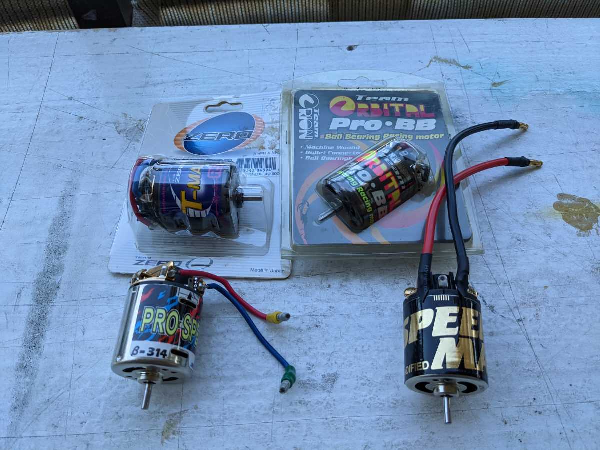 ブラシモーター 新品3台、中古1台 完成品（電動） おもちゃ、ゲーム
