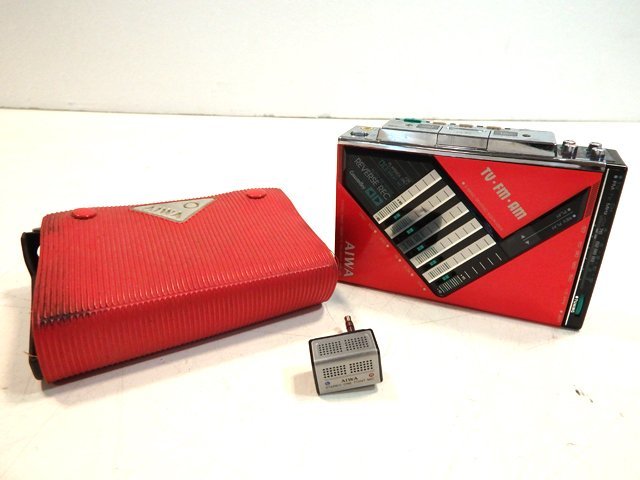 現状品 AIWA アイワ HS-J9 カセットボーイ カセットプレーヤー ケース