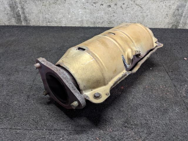 オデッセイ 触媒 RB1 K24A キャタライザー ホンダ RB2 純正 コア用 触媒コンバーター 棚落ち無し!!(検索 コンバーター K24A-E コア用(素材 ショクバイ 18160-RBB-N00