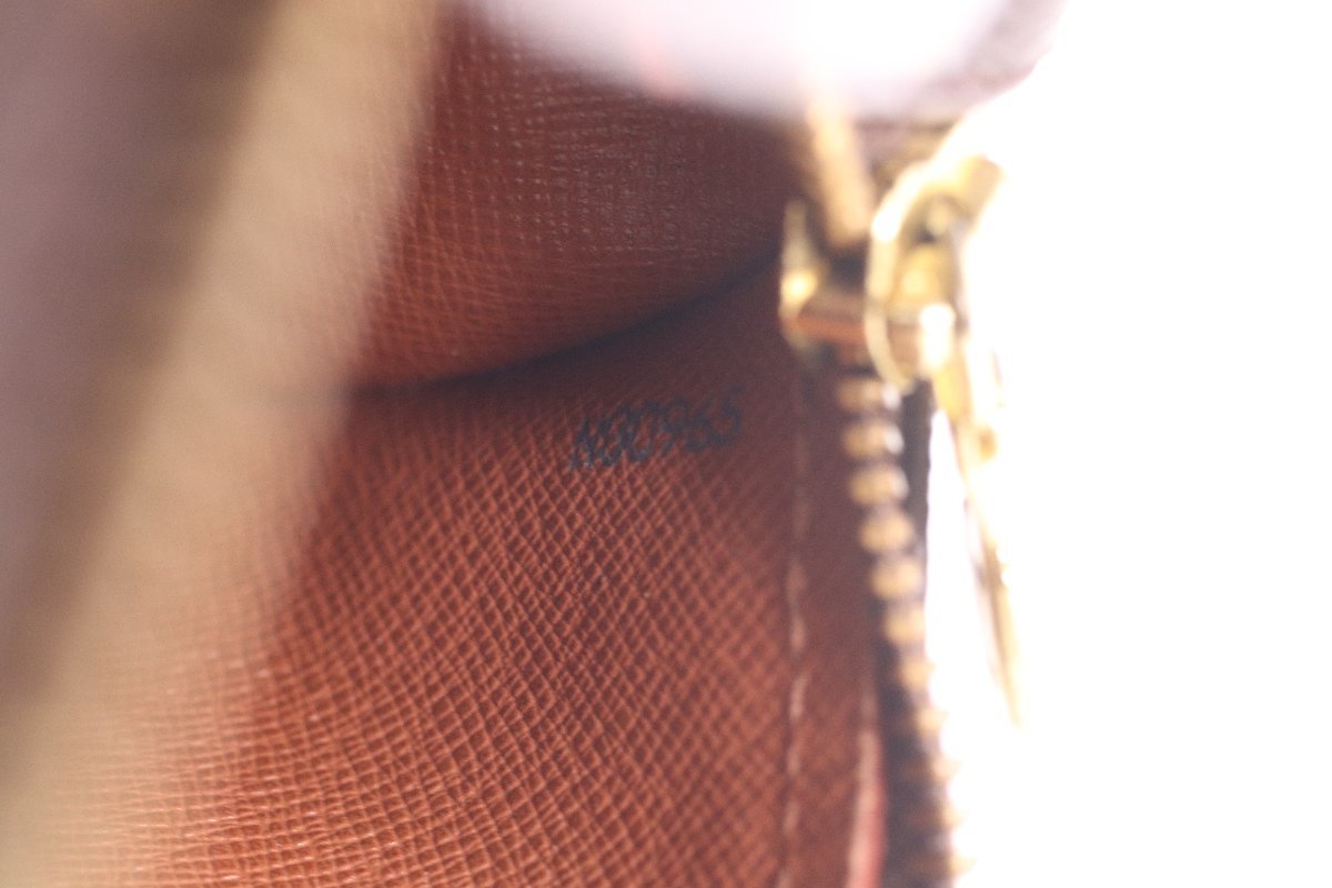 モノグラム LOUIS VUITTON ルイヴィトン バッグ ルイ・ヴィトン ウィメンズ - ブラウン レディース 長財布 (Louis モノグラム・シグネチャー Vuitton 公式 VUITTON（ルイ・ヴィトン）』のアイコンモチーフ「モノグラム