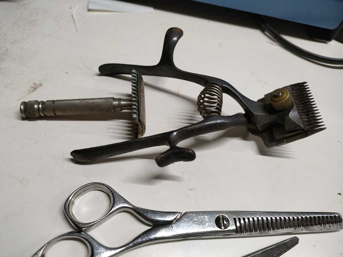 送料無料 昭和レトロ 古いバリカン 床屋さん セット HAIR CLIPPER 