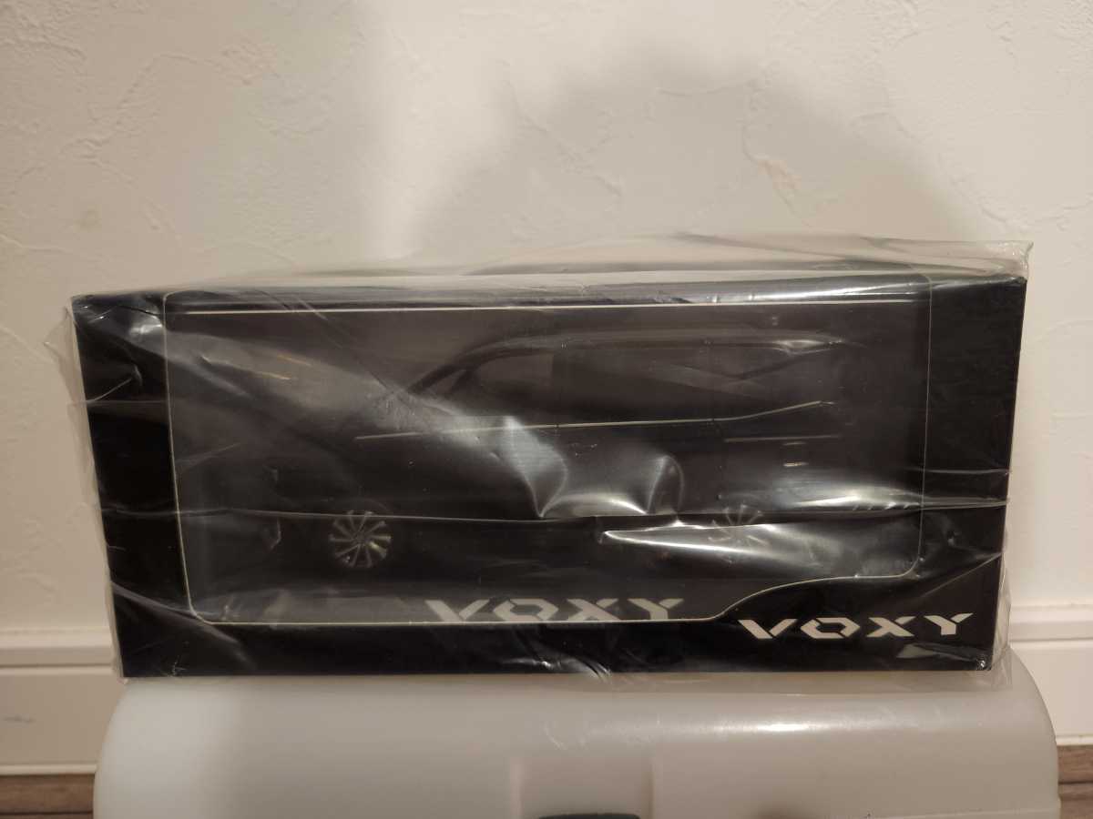 ヴォクシー 90系 ミニカー トヨタ VOXY | カラーサンプル - ミニカーの