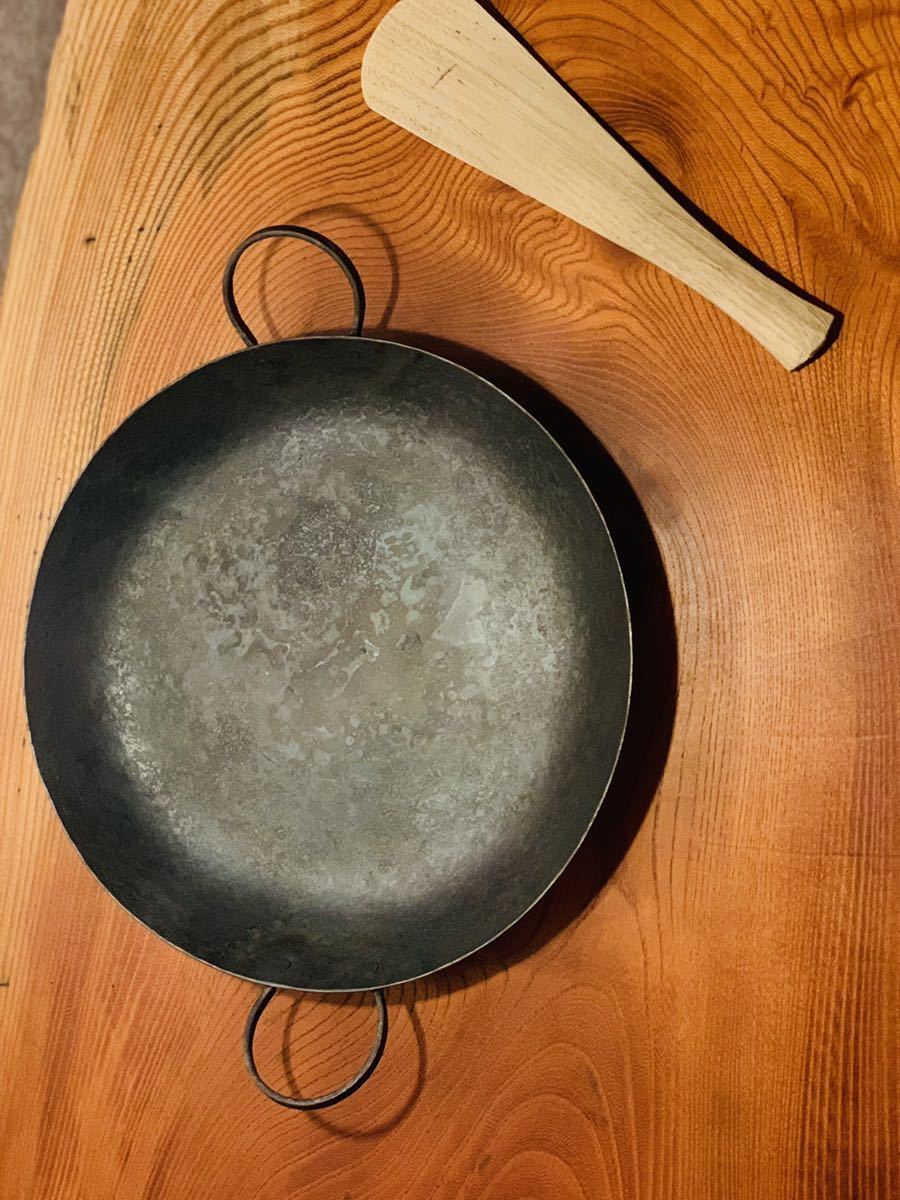新作，格安 最終 成田理俊 フライパン パエリアパン 両手 約27cm 鉄 料理人 アイアン 中華料理 スペイン料理 調理器具(その他)｜売買されたオークション情報、yahooの商品情報をアーカイブ公開 - オークフ その他
