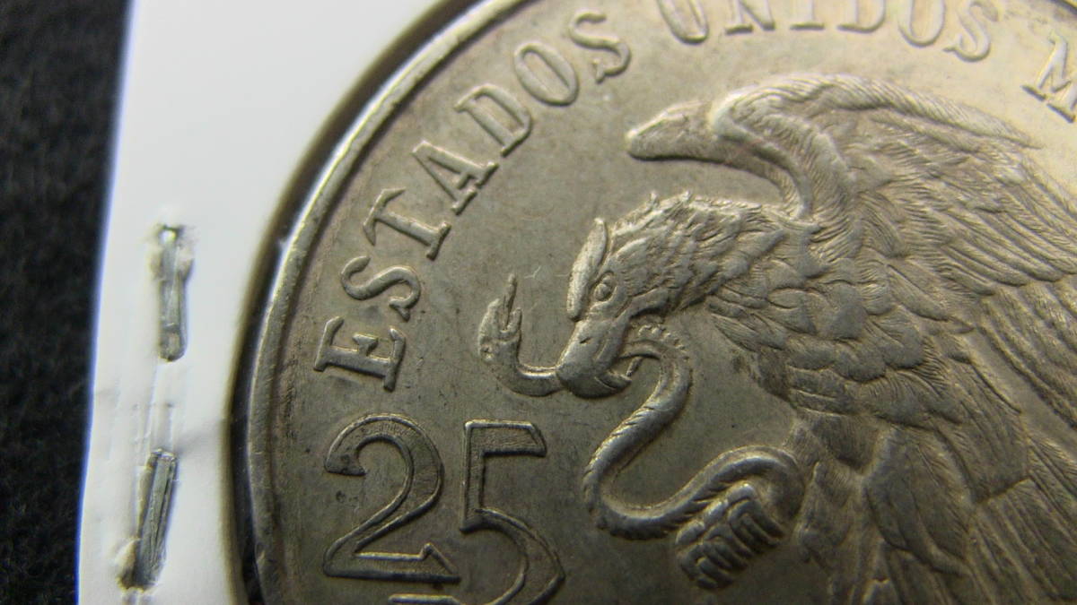 メキシコ1968年19回オリンピック記念25ペソ銀貨2枚・Ⅰ型・Ⅲ型セット