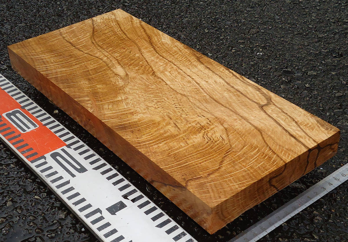 正規品，安い 白樫 樹齢1.5世紀 細かく荒々樫杢入り 見栄えあり 長さ356mm幅158mm厚み30mm(板、シート)｜売買されたオークション情報、yahooの商品情報をアーカイブ公開 - オークファン 板、シート