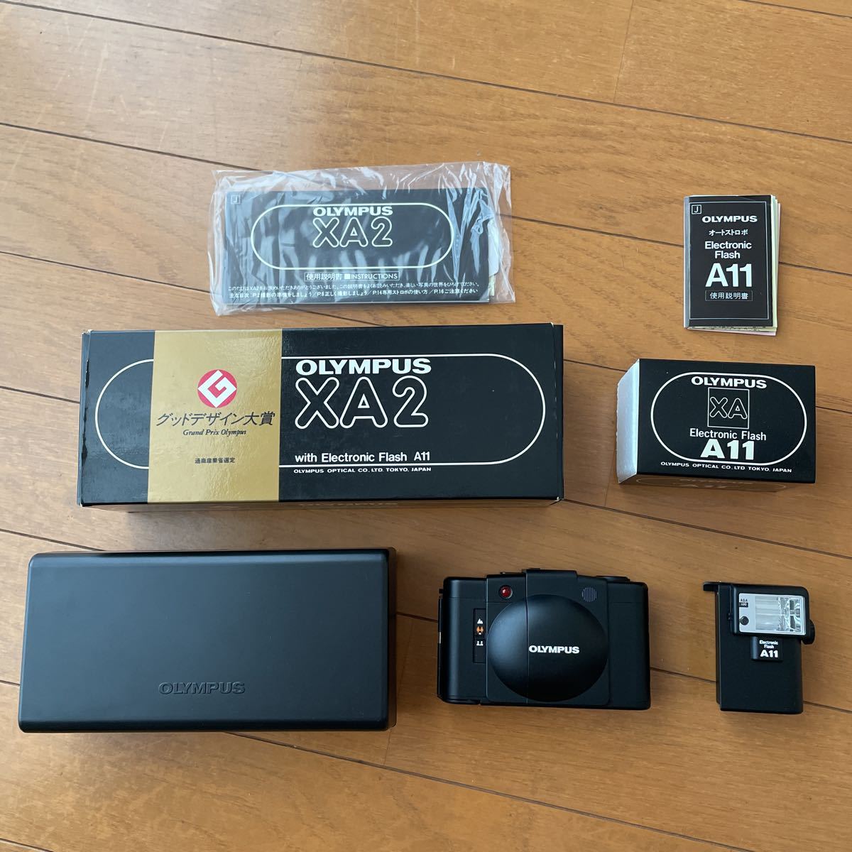  OLYMPUS オリンパス XA2 A11 難あり 箱付き フィルムカメラ コンパクトカメラ(コンパクトカメラ)｜売買されたオークション情報、yahooの商品情報をアーカイブ公開 - オークファン コンパクトカメラ