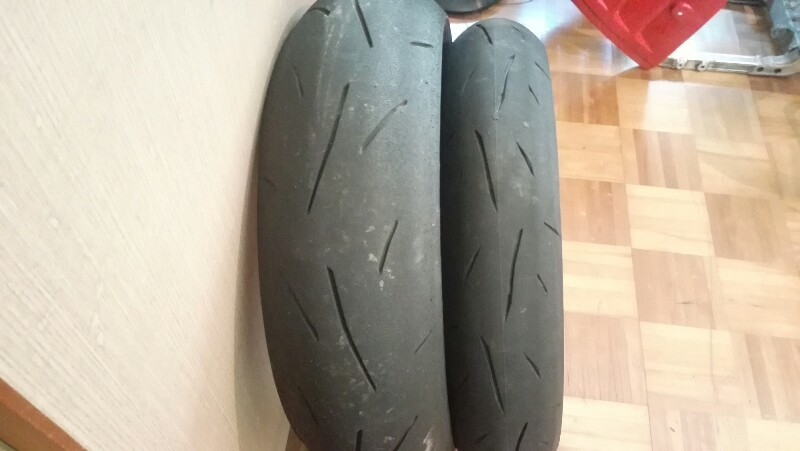 ダンロップ α14 : 17の通販 DUNLOP(ダンロップ)バイクタイヤ 110&frasl;70 SPORTMAX 0 1 α-14Z zrの通販 2 dunlop α-14H メルカリ ２りんかんブログ