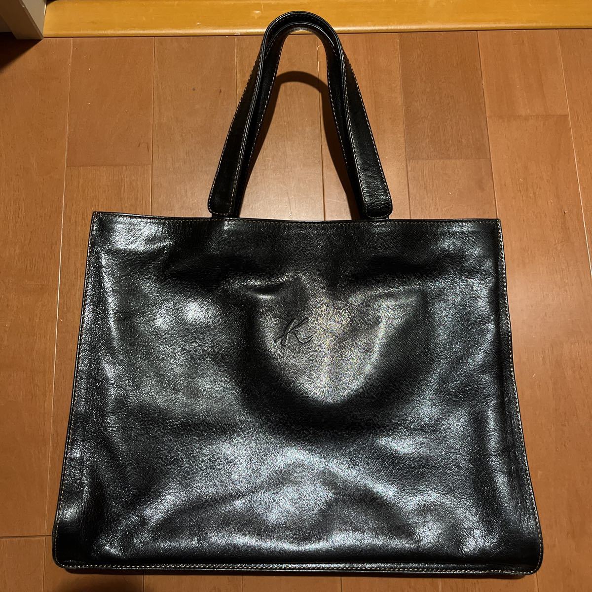 Kitamura キタムラ 革製ハンドバッグ 黒色 幅34×高さ26.5×マチ7cm 外ポケット 内ポケットあり