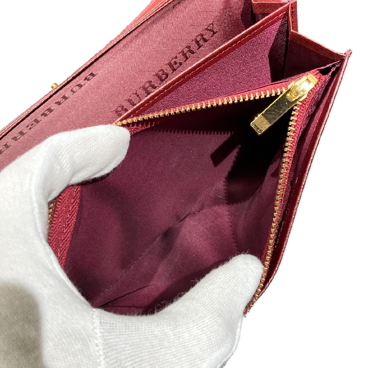 BURBERRY バーバリー 二つ折り 長財布 ノバチェック レッド 【公式通販】