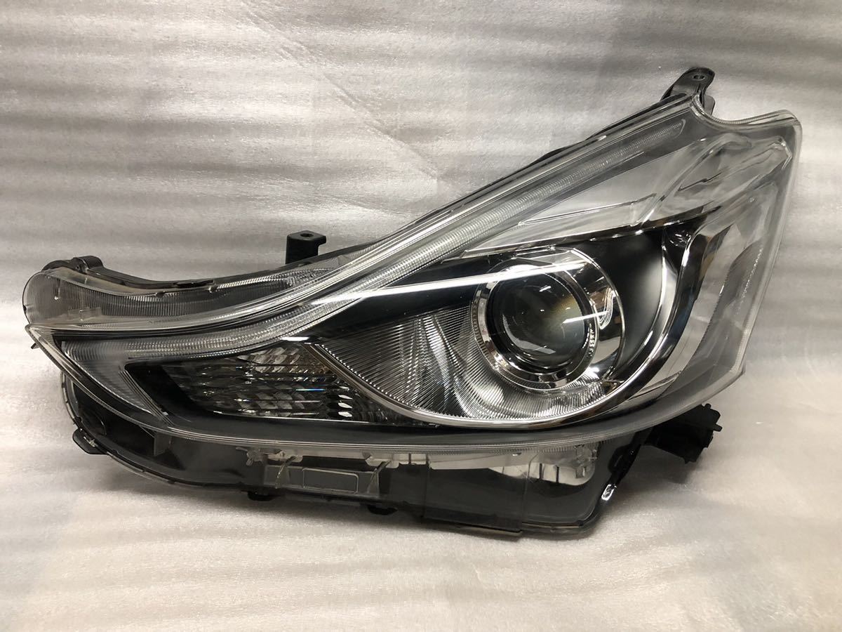 ★美品★プリウスα （ZVW4#）LED ヘッドランプユニット　LH